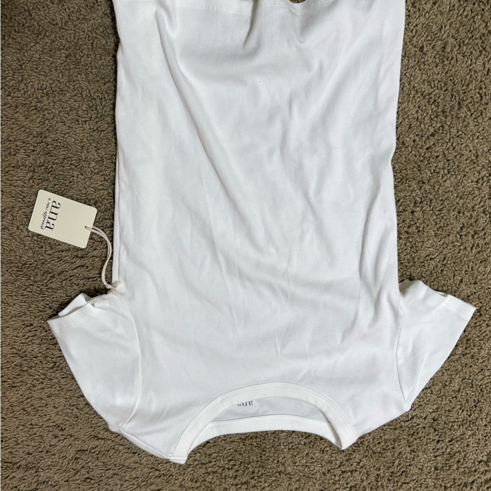 a.n.a White Ribbed Short Sleeve Top